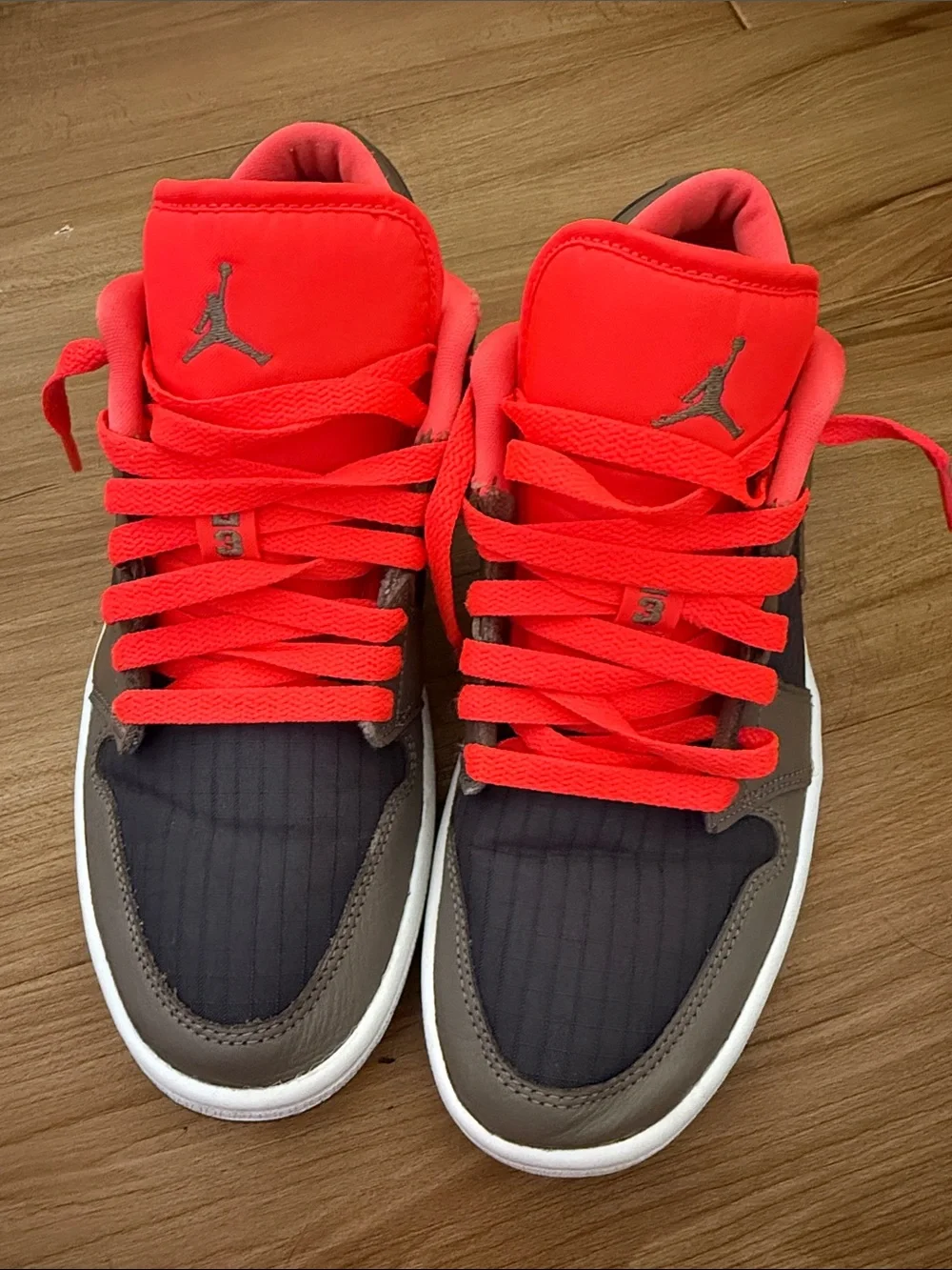 Nike low top